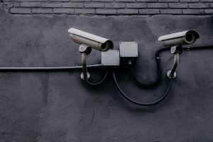 Elektroniczne systemy zabezpieczeń i najważniejsze ich zalety